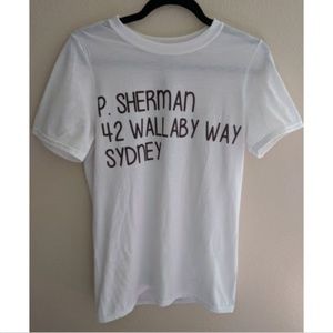 P Sherman 42 Wallaby Way Sydney T-Shirt sz Small